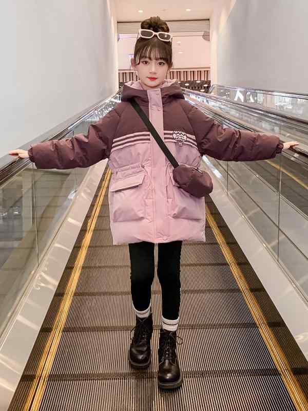 楽天おうち健康生活女の子 ダウンジャケット 冬 厚手 白鴨ダウン 中長丈 フード付き ピンク 韓国スタイル 抽象柄 ポリエステル混紡 長袖 ゆったり 柔らかい 生地 子供服 普段使い