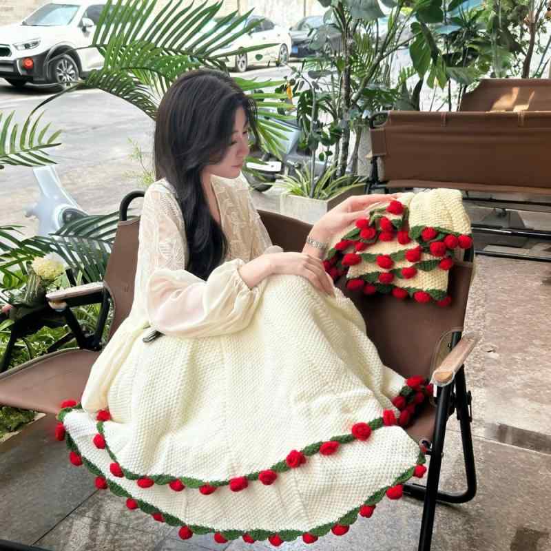 冬用 ブランケット バラ 花束 モチーフ 編み込み アクリル 白 保暖 昼寝 ショール 代用 軽量 柔らかい ..