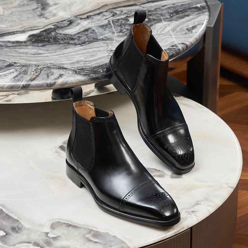 メンズ チェルシーブーツ スクエアトゥ 革靴 ブリティッシュスタイル エンボスパターン 皮革 ビジネス..