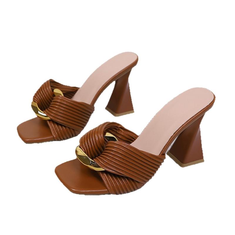 ハイヒールサンダル レディース スクエアトゥ 太ヒール 金属バックル 欧米風 セクシー 夏用 大きめサイズ 合成皮革 ゴム底 ストラップタイプ ゴールド ブラック パープル 上品 軽量 通勤 普段使い