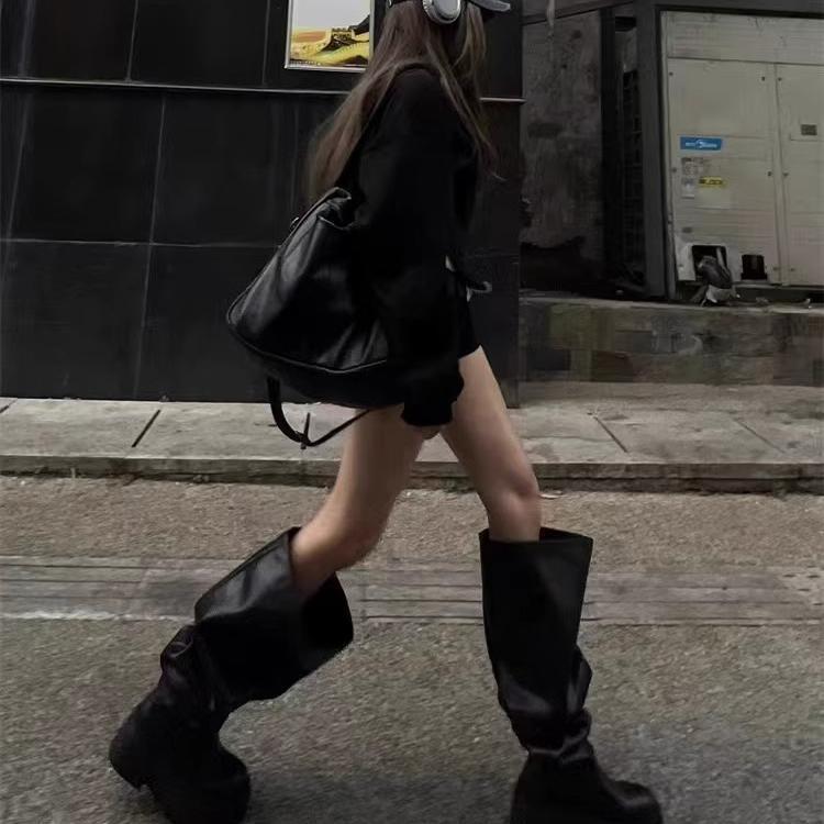 レディース 厚底 ミッドカーフ ブーツ ワイド 筒周り フリンジ 装飾 尖頭 チャンキーヒール ヒールアッ..