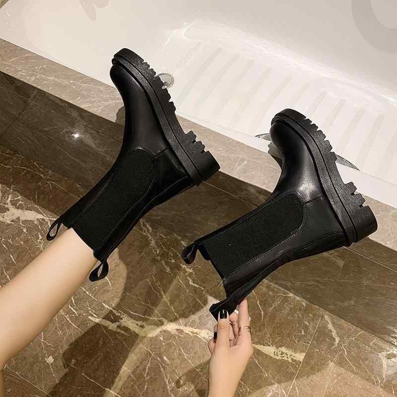 ブーツ レディース 太ヒール 厚底 中筒 丸頭 スリッポン 暖か 防水 増高 合成皮革 ゴム底 黒 ワイド フィット レジャースタイル 英国風 軽量 伸縮性