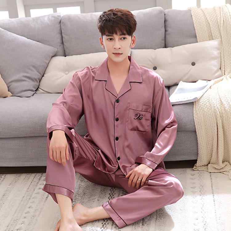 ・カテゴリ: 寝間着・スタイル: 開襟カジュアル・主な素材: ポリエステル95%・厚さ: 薄手・襟型: ラペル・袖丈: 長袖・パンツ丈: ロング・機能: ストレッチ、クール、快適・カラー展開: ブルー、ディープレッド、ルビーレッド、シルバーグレー、キャメル、ベージュ・サイズ展開: M、L、XL、XXL、XXXL