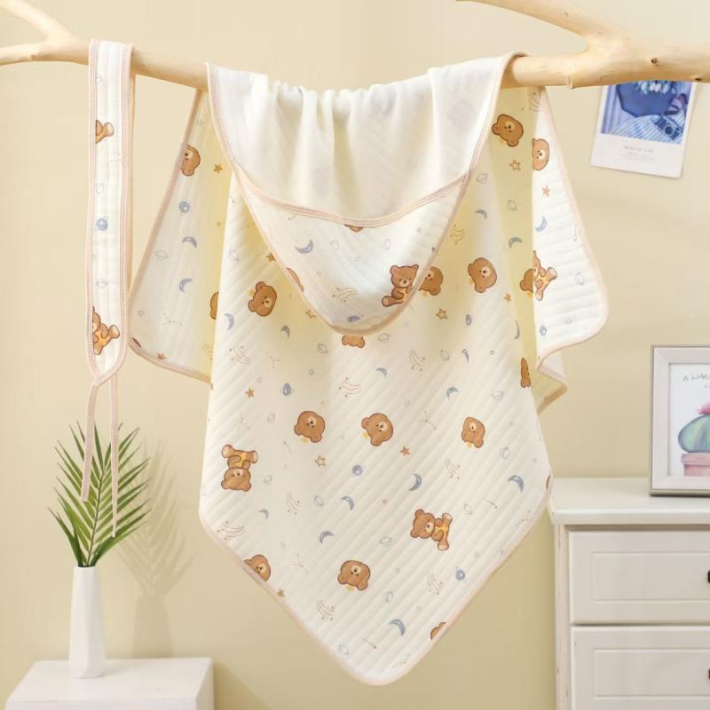 ベビー 抱っこ被 新生児 男の子 女の子 綿 オールシーズン 外出 産院 保温 モロー反射防止 かわいい カ..