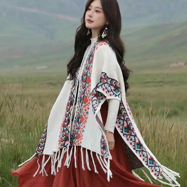 ショール レディース ボヘミアン レトロ エスニック フリンジ ケープ アウター ミドルレングス ポリエステル ニット ジオメトリック柄 保温 春秋 白 黒 ベージュ 旅行 観光(4)