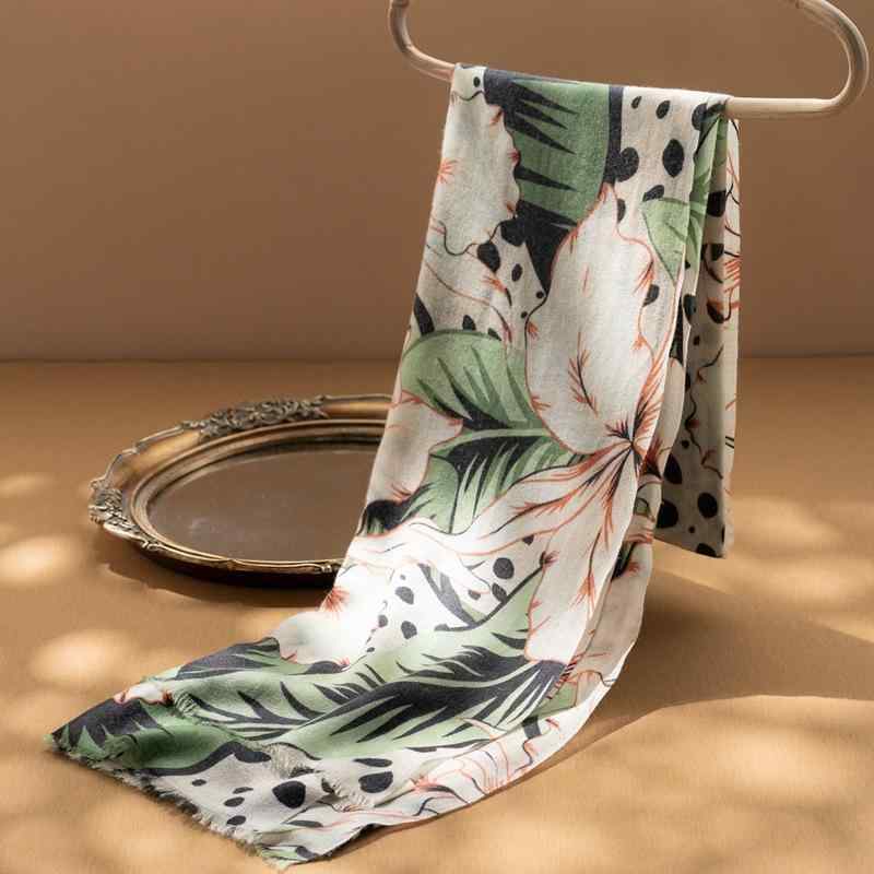 マフラー レディース ストール ショール 秋冬 花柄 プリント 純 ニット タッセル 大判 ロング 柔らかい 軽やか 暖か 上品 汎用 エスニック 装飾 デイリー ソフト