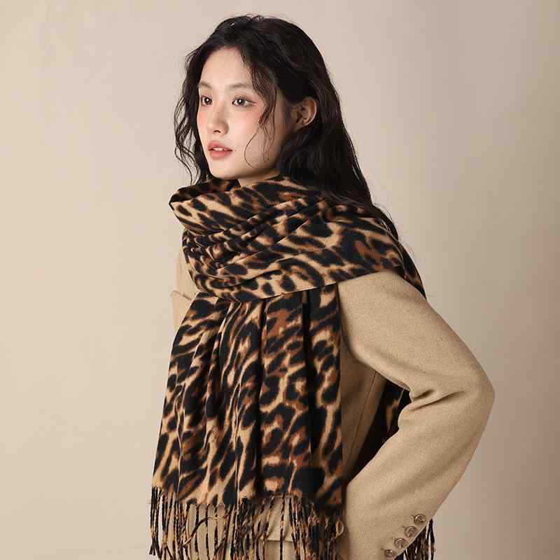 ストール レディース レトロ ヒョウ柄 タッセル ショール マフラー 冬 厚手 暖か ニット ポリエステル ロング 茶 黒 シンプル ベーシック ファッション 通勤 おしゃれ