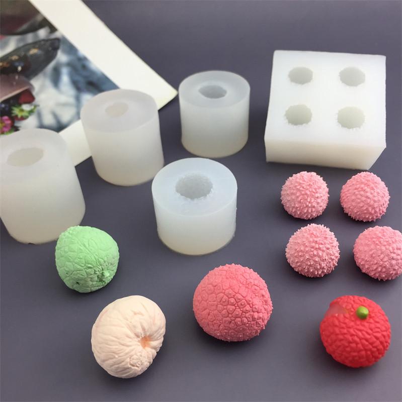 シリコーンモールド ライチ型 半剥き 四連 立体 果物 ムースケーキ DIY 石膏 アロマキャンドル 装飾 石..
