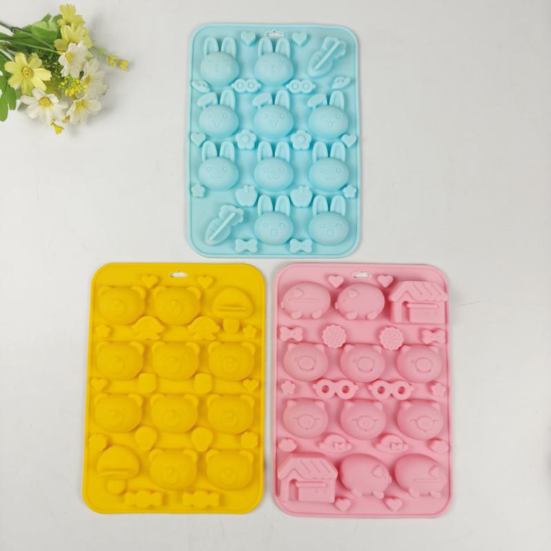 ケーキ型 シリコンモールド 動物モチーフ 豚の家 ウサギのニンジン クマのキノコ チョコレート キャン..
