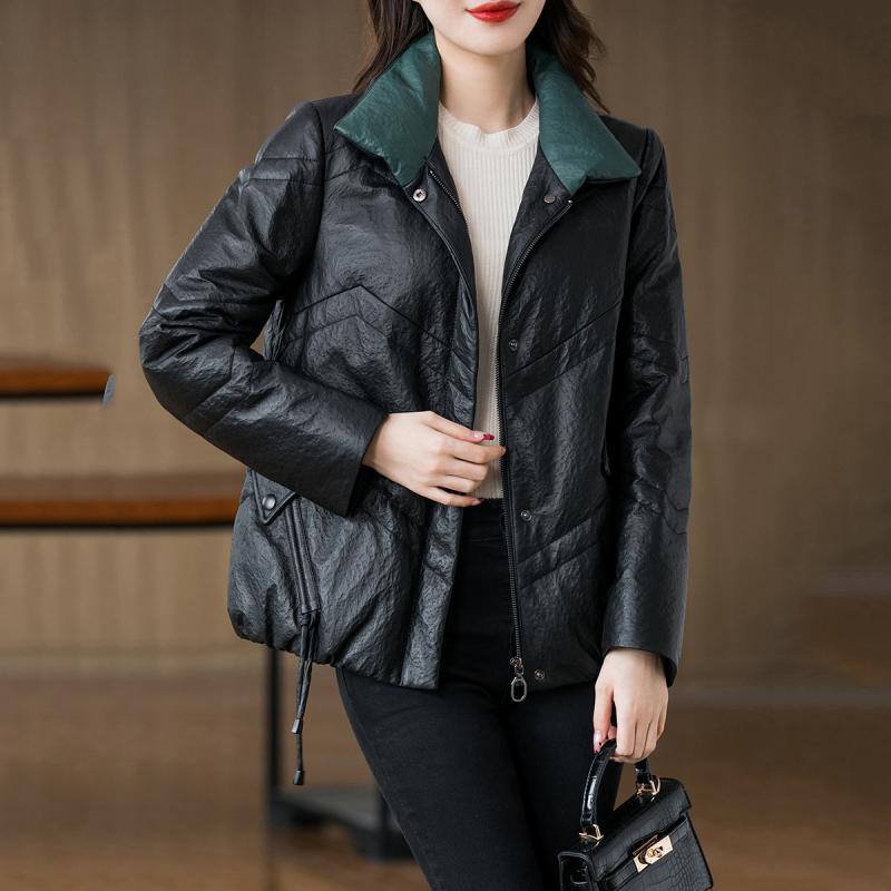 ・カテゴリ: 革ジャケット・スタイル: 通勤・ネックライン: スクエアネック・要素: ツートン・皮質分類: 革・カラー展開: ブラック・サイズ展開: M、L、XL、XXL、XXXL、XXXXL・版型: レギュラー・袖丈: 長袖・袖型: ストレート・フロント: ジッパー・対象性別: 女性・対象年齢: 成人・主な素材: 羊皮・丈: ショート