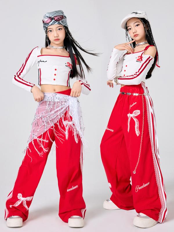 ・カテゴリ: 子供用ダンス衣装・スタイル: 韓国・主な素材: ポリエステル95%・性別: ユニセックス・用途: 練習用・要素: セット・加工: 柔軟処理・季節: 不問・袖丈: 長袖・カラー展開: 紅白長袖+紅蝶結長ズボン、紅白長袖+紅蝶結長ズボン+字母頭巾、紅白長袖+紅蝶結長ズボン+銀色項圈、紅白長袖+紅蝶結長ズボン+白亮片腰封・身長展開: 120cm、130cm、140cm、150cm、160cm、170cm、180cm・対象年齢: 8歳以上