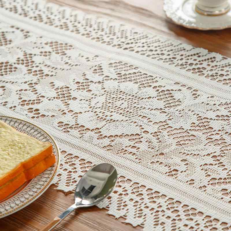 テーブルランナー アメリカン レトロ 透かし編み かぎ針 フリンジ 幾何学模様 レース ポリエステル 花柄 白 赤 緑 リビング ベッドルーム 店舗スペース インテリアデコレーション