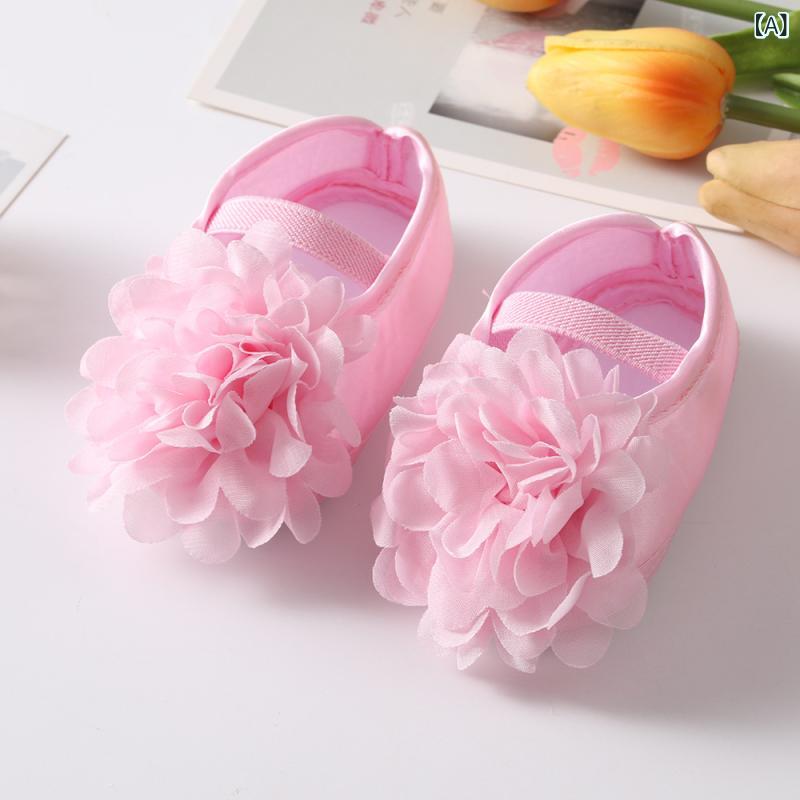 ベビーシューズ 女の子 プリンセス 大花柄 コットン素材 柔らかい底 歩き始め用 防滑 通気性 レース飾り ローカット 春夏秋 ピンク 白 紫 フォーマル かわいい お祝い 普段使い