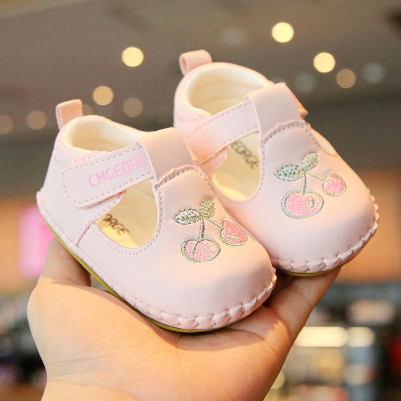 ベビーシューズ 男の子 女の子 学歩靴 赤ちゃん 歩き始め靴 滑り止め 快適 合成皮革 カジュアル 春 ベ..