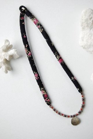 Rakuten - シルバービーズとコットンの組み合わせ！ カレン族のネックレス！ アクセサリー プレゼント アジアン 母の日 エスニック レディース