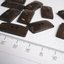 インド 手彫りボタン10個入りセット 四角 茶色 二つ穴 プレゼント アジアン 母の日 ハンドメイド 手作り エスニック ネコポスOK ナチュラル素材