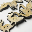 インド 手彫りボタン10個セット 鳥 二つ穴 プレゼント アジアン 母の日 ハンドメイド 手作り エスニック ネコポスOK ナチュラル素材