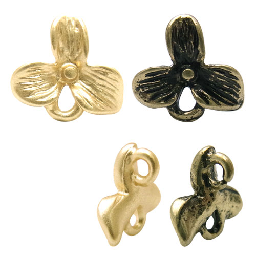 メタル チャーム 3弁花裏面フラットタイプ(10mm)2個入