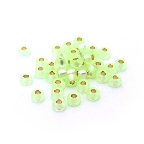 1.9mm 広島 丸小ビーズ/銀引(#903ライトグリーン系)10g入