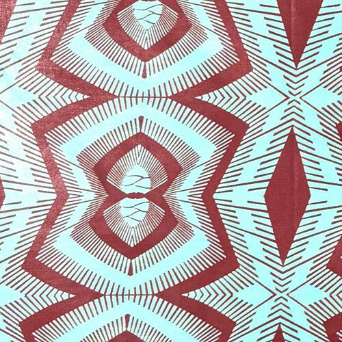 アフリカンプリント 布 生地 50cm単位 AP-13378 大分銅 菱形 サックスブルー えんじ色 アフリカ 布 ブロード カットクロス ハンドメイド パッチワーク エコバッグ 手芸材料 ダンス 舞台 衣装 通園通学に