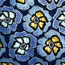 アフリカンプリント 布 生地 50cm単位 AP-13737 鈴なりパンジー 青 アイスブルーラメ 黒地 アフリカ 布 ブロード カットクロス ハンドメイド パッチワーク エコバッグ 手芸材料 ダンス 舞台 衣装 通園通学に