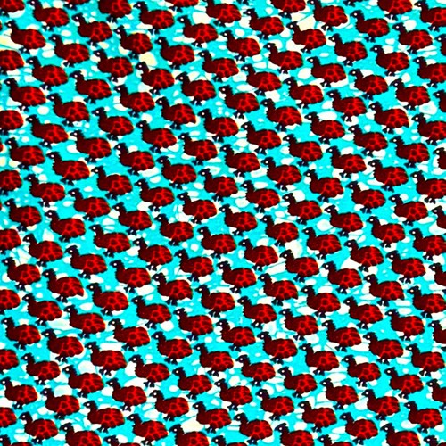 樂天商城 - アフリカンプリント 布 生地 50cm単位 AP-13900　ミニミニほろほろ鳥の群れ 3cmx2cm こげ茶x朱色 水色バブル地　アフリカ 布 ブロード カットクロス ハンドメイド パッチワーク エコバッグ 手芸材料 ダンス 舞台 衣装 通園通学に