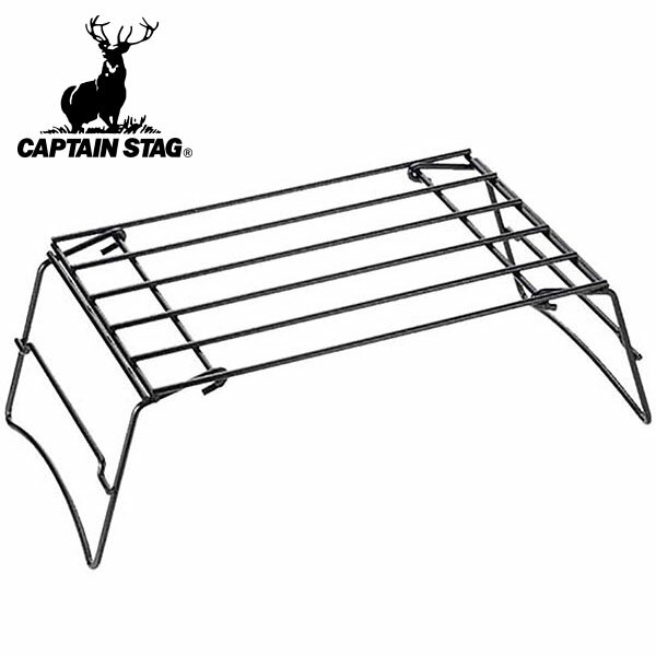 ■商品コメント &nbsp; キャプテンスタッグ CAPTAIN STAG ツーウェイ ダッチオーブンスタンド M-6505 2通りに使用できるマルチなダッチオーブンスタンド。 外径7mmのしっかりとしたワイヤーを採用しており、ダッチオーブンを置いても安定感は抜群。 スタンドのみで使用の際は、バーベキューコンロの上にスタンドをのせ、コンロ上でのダッチオーブン等の使用が可能になります。 脚を付けて焚き火の上にセットすれば、簡単にバーベキューができます。網や鉄板を置いても使用可能です。 アウトドア用品 キャンプ用品 バーベキュー用品 グリルスタンド 焚き火スタンド 焚火スタンド ダッチオーブン スタンド クッカースタンド グリル 焚き火台 焚火台 直火 調理台 焚き火 焚火 &nbsp; ■商品詳細 &nbsp; ■ブランド CAPTAIN STAG （キャプテンスタッグ） ■商品名 ツーウェイ ダッチオーブンスタンド ■品番 M-6505 ■素材 鉄（表面加工：シリコン樹脂塗装） ■サイズ 製品サイズ(約)幅560×奥行290×高さ180mm（スタンド：435×285mm、ワイヤー：外径7mm） ■重量 (約)セット2kg ■耐荷重 (約)20kg &nbsp; ■商品カラーにつきまして &nbsp; 可能な限り商品色に近い画像を選んでおりますが、閲覧環境等により画像の色目が若干異なる場合もございますので、 その旨をご理解された上でご購入ください。 &nbsp; ■こちらの商品はお取り寄せ商品 &nbsp; ご注文後、発送までにお時間をいただく場合がございます。商品によってかかるお日数は異なります。 ※メーカー在庫切れ、廃盤などが生じた場合、やむを得ずキャンセルの場合、ご登録いただいたメールアドレスへご連絡させていただきます。 &nbsp; メーカー希望小売価格はメーカー商品タグに基づいて掲載しています