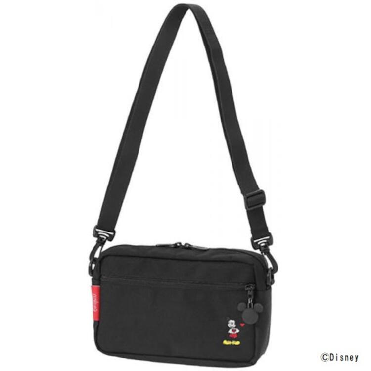 マンハッタンポーテージ MANHATTAN PORTAGE ジョガーバッグ XS ミッキーマウス 2022 カラー：ブラック サイズ：W24×H15×D6cm MP1404MI22-1000 【あす楽 送料無料】【スポーツ アウトドア アウトドア バッグ】【Jogger Bag/Mickey Mouse 2022】