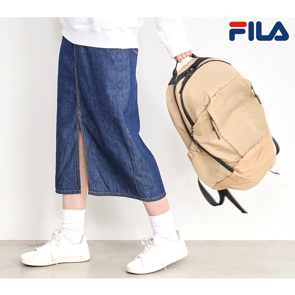 【ポイント10倍】 FILA フィラ バックパック リュックサック 大容量 20L リュック ナイロンリュック リフレクトロゴ 高校生 中学生 ブランド おしゃれ シンプル タウンユース スポーツリュック アウトドア 軽量 軽い 旅行 黒 ベージュ オフホワイト メンズ レディース ギフト