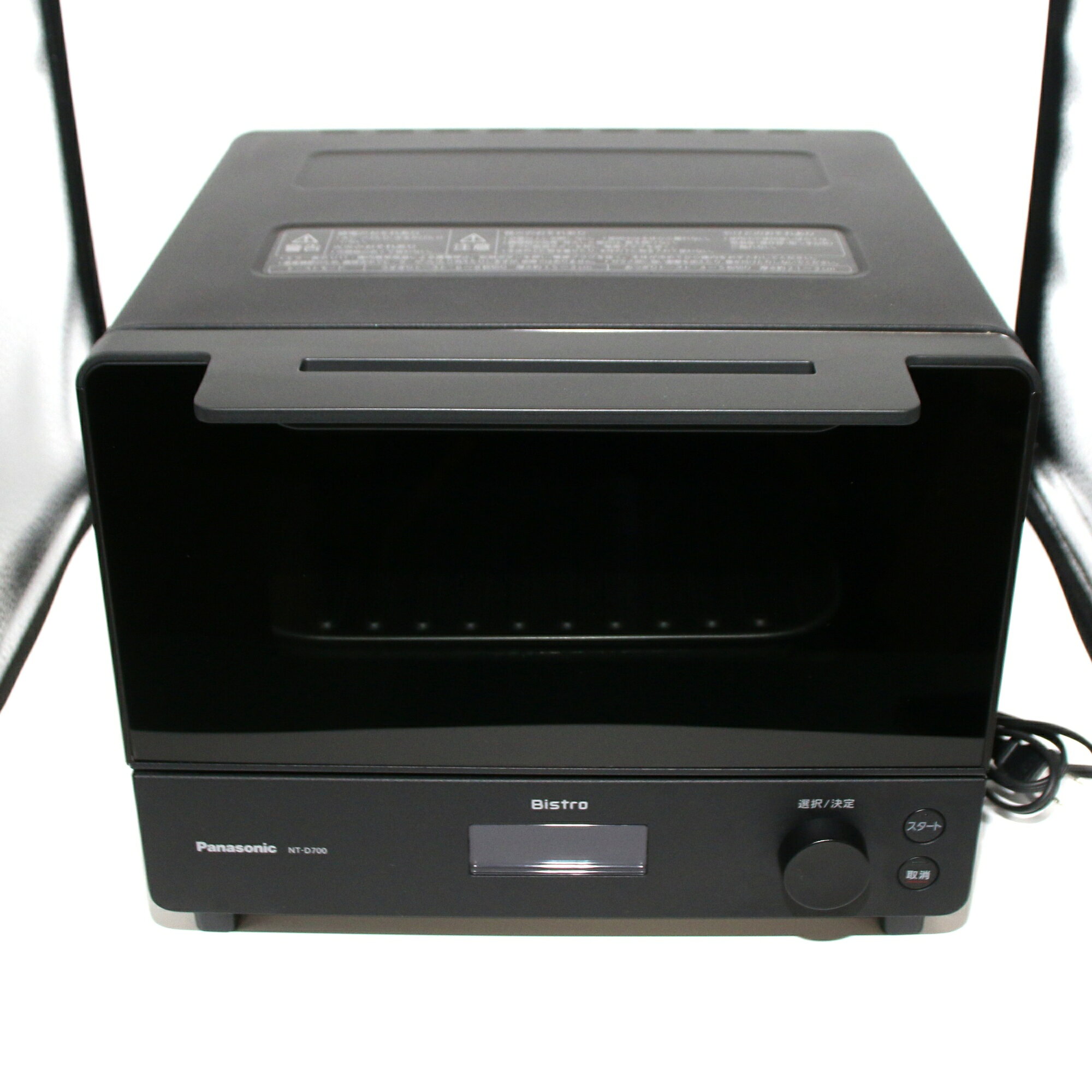 中古品 / 清掃済 / 通電確認済 / 購入2024年 / 【状態】 必ず画像にてご確認をお願いします。 ・本体取っ手部分にひび割れがございます。 ・本体、付属品に使用によるスレやキズがございます。 ・取り切れないチリやホコリ、汚れがございます。 【付属品】 ※写真をご確認ください。 ・ 本体 ・ 焼き網（本体に装着済み） ・ パンくずトレイ（本体下部に装着済み） ・ 受け皿 ・ もち焼き網 ・ 取扱説明書 【注意事項】 写真は代表的なキズや汚れを掲載しています。（必ずご確認ください） 実際にお届けする商品は商品画像と同程度の状態ではございますが、キズの箇所など全く同じものとは限りませんので予めご了承ください。 配送につきましては化粧箱に入れたうえで段ボールに梱包、もしくは当店が用意した段ボールでのみの発送になります。 (化粧箱は付属しない場合がございます。) 取扱説明書などの冊子類は原本ではなく、当店で印刷したコピーが発送される場合があります。
