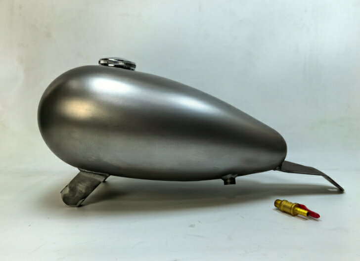 楽天市場】バルカン(タンク|外装パーツ):パーツ<バイク用品 楽天市場】バルカン(タンク|外装パーツ):パーツ<バイク用品