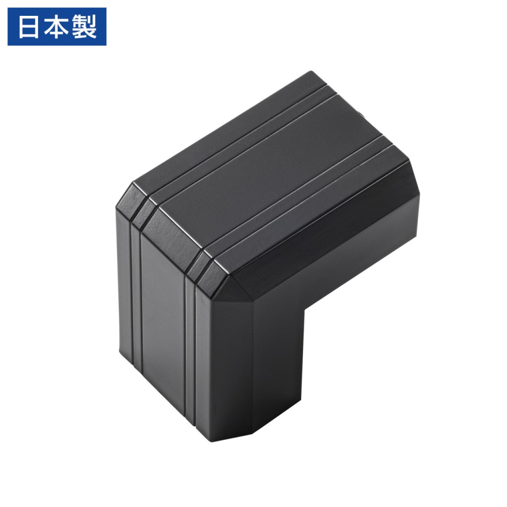 配送区分：SSサイズSN10W17【新品/取寄品/代引不可】配線カバー コーナー 出隅 ブラック CA-KK22BK用 床用 壁用 ケーブルカバー 配線隠し 配線整理 ケーブル配線 ケーブル整理 CA-KK22BKD※ご注文手続き後、当店より発送予定日または取寄商品の在庫有無・納期を記載したご注文確認メールをお送りいたしますので必ずご確認をお願い致します。 こちらの商品はお取り寄せの商品となり、通常、土日祝を除く7営業日前後での発送となります。（詳細納期はご注文後にメールにてご案内致します。） ※発注手配の可否をメールにてご確認させて頂く場合がございます。必ず当店からご案内するメールをご確認ください。 ※商品の手配ができない場合や、発注手配可否の確認が取れない場合には誠に申し訳ございませんがキャンセルとさせていただきます。 ※直送の場合別途送料が掛かる場合がございます ※キャンペーン期間特価の場合ご注文金額が変更となる可能性がございます。 ※メーカーや弊社取引先へ申請書のご記入・提出をお願いする場合がございます。ケーブルカバー(角型)の接続部品。出角(デズミ)タイプ。・商品詳細 : CA-KK22BKの接続部品。出角(デズミ)タイプ。