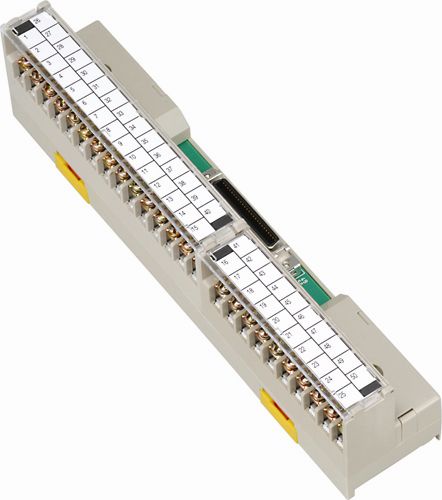 【新品/取寄品/代引不可】圧着用中継端子台(M3ネジ、50点) EPD-50A 【新品/取寄品/代引不可】圧着用中継端子台(M3ネジ、50点) EPD-50A