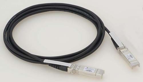 【新品/取寄品/代引不可】AT-SP10TW3-Z5 XFP/SFP/GBICモジュールSFP+(3m同軸ケーブル一体型)(デリバリースタンダード保守5年付) 0769RZ5