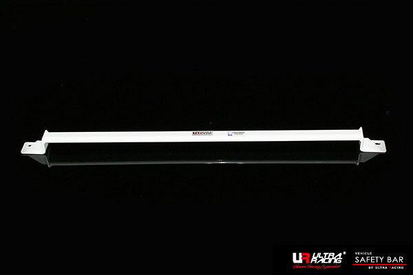 商品情報 【商品名】 Ultra Racing Rear Frame Bracesウルトラレーシング リアフレームブレース 【設定車種】 対応車種 ： CITROEN DS4 年式 ： 2011/09〜 型式 ： B7C5F02S/B7C5F03S/B7C5F06S/B7C5G01 【備考】 - 【納期】こちらの商品はメーカー取寄せです。メーカーに在庫がある場合で3〜4日程でご用意可能です。但し、メーカーが在庫を切らしている場合には商品のご用意にお時間が掛かる場合がございます。※ お急ぎご入用の場合にはご注文前に一度納期をお問合せ下さい。 【注意事項】 ★ 御注文をいただける際には装着可否もございますので装着予定の車種、グレード、年式、型式、をご記入下さいませ。 ● 通信販売お取扱店舗練馬店(日曜定休)(TEL：03-3999-3105)お電話でのお問い合わせは上記店舗宛てにお願いします。＜車検について＞製品のご使用はユーザー様の責任において道路運送法の保安基準の合致内容をご理解の上ご使用下さい。※掲載写真は商品イメージです。品番、仕様により現品と異なる場合がございます。Ultra Racing Rear Frame Bracesウルトラレーシング リアフレームブレース★こちらの商品のお問合せは矢東タイヤ練馬店(日曜定休)（TEL：03-3999-3105）まで