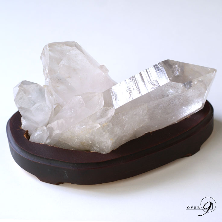 レムリアンシード　水晶　クラスター　ブラジル産　712g【メール便不可】水晶 クリスタル 原石 crystal 天然石 パーワーストーン (浄化アイテム 原石 パワースポット ディスプレイ インテリア)【SU】