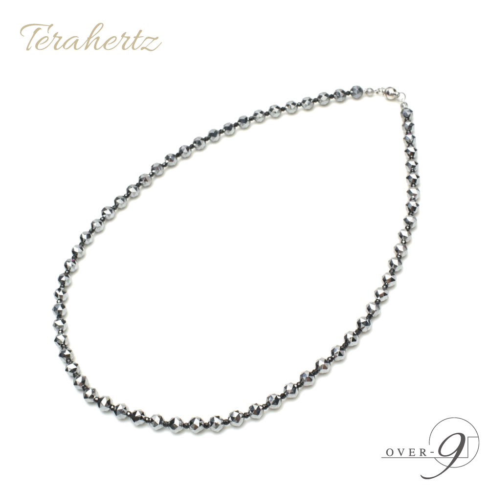 【12/11 1:59まで スーパーセール P5倍】 OVER-9 テラヘルツ鉱石 ネックレス トライアングルカット 6mm 首周り約60cm ＋ブラックスピネル 公的機関検査済み 本物 高純度99.9% 健康 ジュエリー チョーカー パワーストーン 天然石 【メール便可】