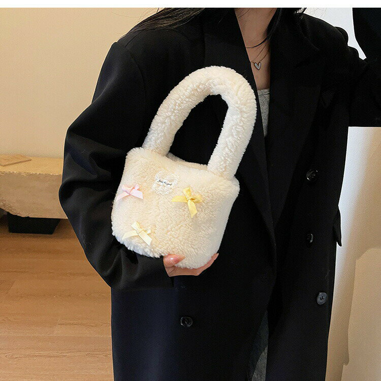 ファーバッグ　ミニトートバッグ　リボン　蝶結び (T)