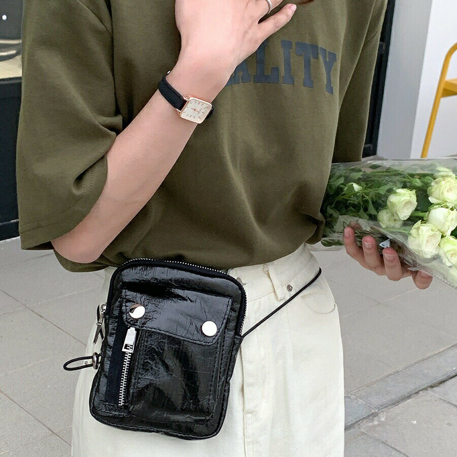 ショルダーバッグ　スマホバッグ (T)