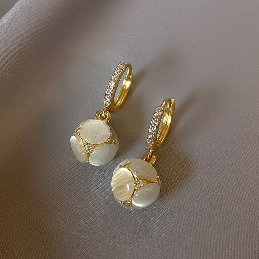 オパールピアス 耳飾り アクセサリー (T) オパールピアス 耳飾り アクセサリー (T)