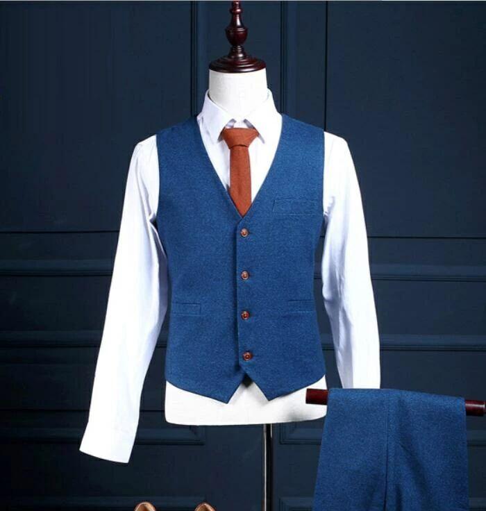 メンズスーツ スリーピース 高級感 タキシード 二つボタン 長袖 無地 紳士服 冠婚葬祭 オフィス ビジネス セレモニー フォーマル カジュアル おしゃれ 結婚式 二次会 通勤就活面接 お呼ばれ パーティー 大きいサイズ ジャケット＋ベスト＋パンツ 3点セット 格好いい！