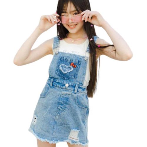 Rakuten - ANAP GIRL（アナップ ガール）×HELLO KITTY(ハローキティ) コラボ スカートサロペット しっぽチャーム　ライトブルー XS(135-145cm)/S(145-155cm)/M(155-165cm) メール便OK 2026春夏 新作