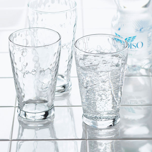 【取寄品】 ダンク タンブラーM 3個セットコップ グラス フリーカップ ガラス製 洋食器 普段使い おしゃれ 涼しげ 槌目調 槌目模様 炭酸水 酒器 シンプル 万能 アデリア 石塚硝子 ギフト お祝い プレゼント 母の日 敬老の日 結婚祝い 贈り物 食洗機対応 日本製