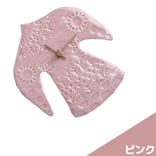 【取寄品】 陶磁器製の掛け時計 happy bird clock ピンク壁掛け時計 壁時計 ウォールクロック 鳥 バード タイル 乾電池式 おしゃれ かわいい 可愛い ナチュラル インテリア ギフト プレゼント お祝い 母の日 結婚祝い 引っ越し祝い 美濃焼 日本製 [2]