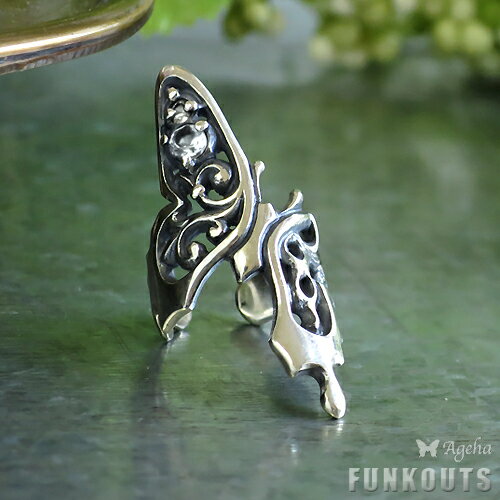 (オーダー品)(蝶 イヤーカフ)(FUNKOUTS)(Ageha)巻きつく透かしの蝶の羽 ゴシック調クール シルバー925 ..