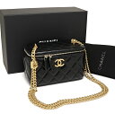 美品 シャネル マトラッセ Wチェーン クラッチ バニティケース AP3044 ラムスキン ブラック CHANEL