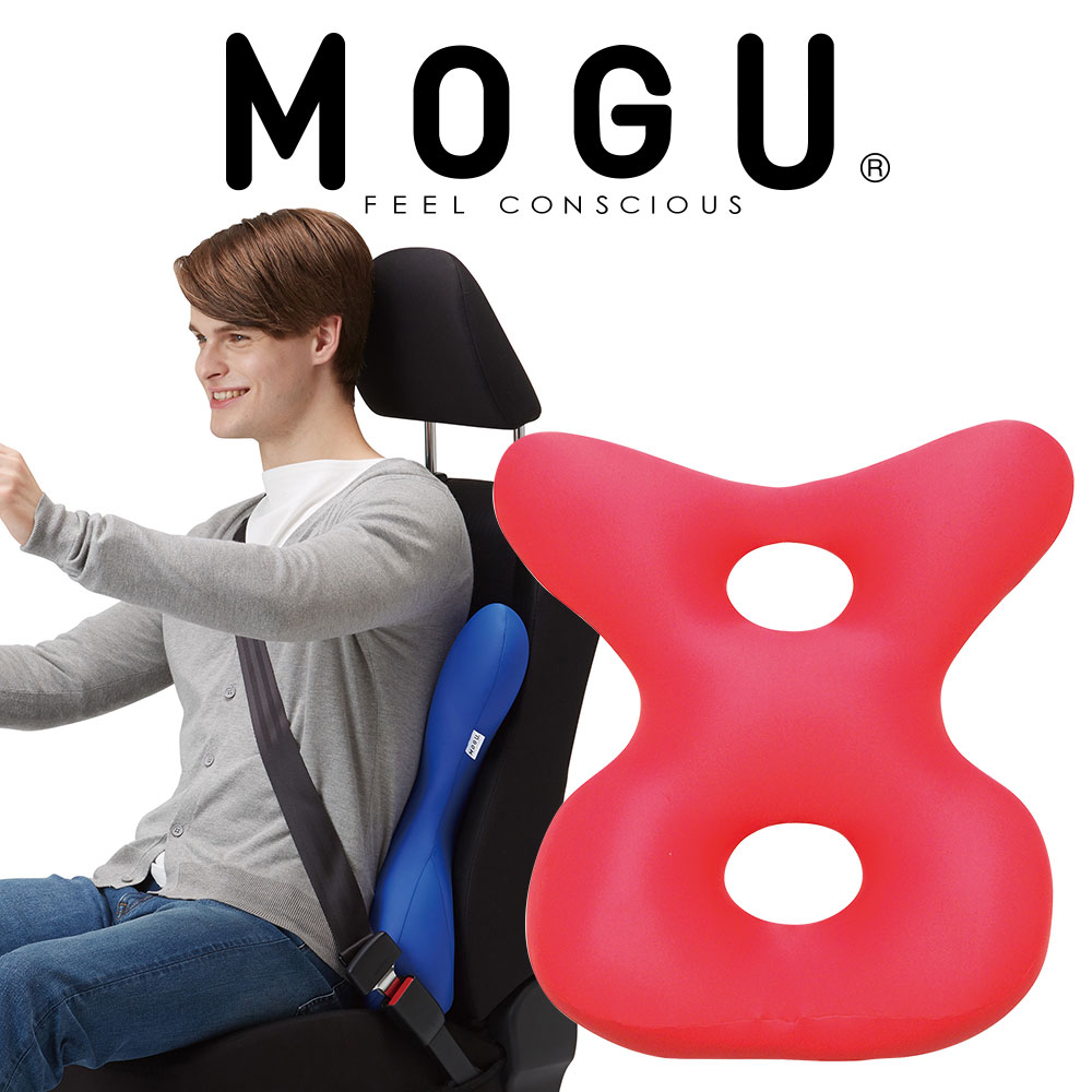 背当てクッション MOGU（モグ） ドライバーズバックサポーター レッド 運転中の身体への負担を軽減する背当てクッション 【車 クッション 腰当て 背あて 椅子 椅子用 イスのクッション 椅子のクッション 背もたれ 腰 背中 シート】【父の日 プレゼント ギフト】