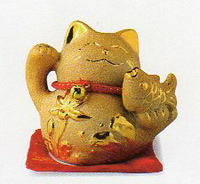 樂天商城 - 金運 招き猫 鯛 貯金箱 まねきねこ 招き猫 置物 招き猫 かわいい 招き猫 開店祝い 招き猫 薬師窯 招き猫 右手 プレゼント 男性 開店 祝い プレゼント おしゃれ カフェ 開店祝い プレゼント 新築祝い プレゼント 友人 プレゼント 友人 引っ越し祝い
