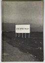 (アルフレド・ジャー)Alfredo Jaar: Studies on Happiness 1979-1981auther: アルフレド・ジャーPublished: Actar1999Notes: サイズ: 250mm コンディション：《C: やや傷み、キズ、スレ、汚れあり。まずまずの状態。》 画集・作品集 この商品は送料無料でお送りいたします！ID:71128管:LG-N1石川県金沢市の古書店からの出品です。古書の買取につきましてもお気軽にご相談ください【石川県古書籍商組合加盟店】。※ 注意事項：モニターの発色の具合によって実際のものと色が異なる場合がございます。