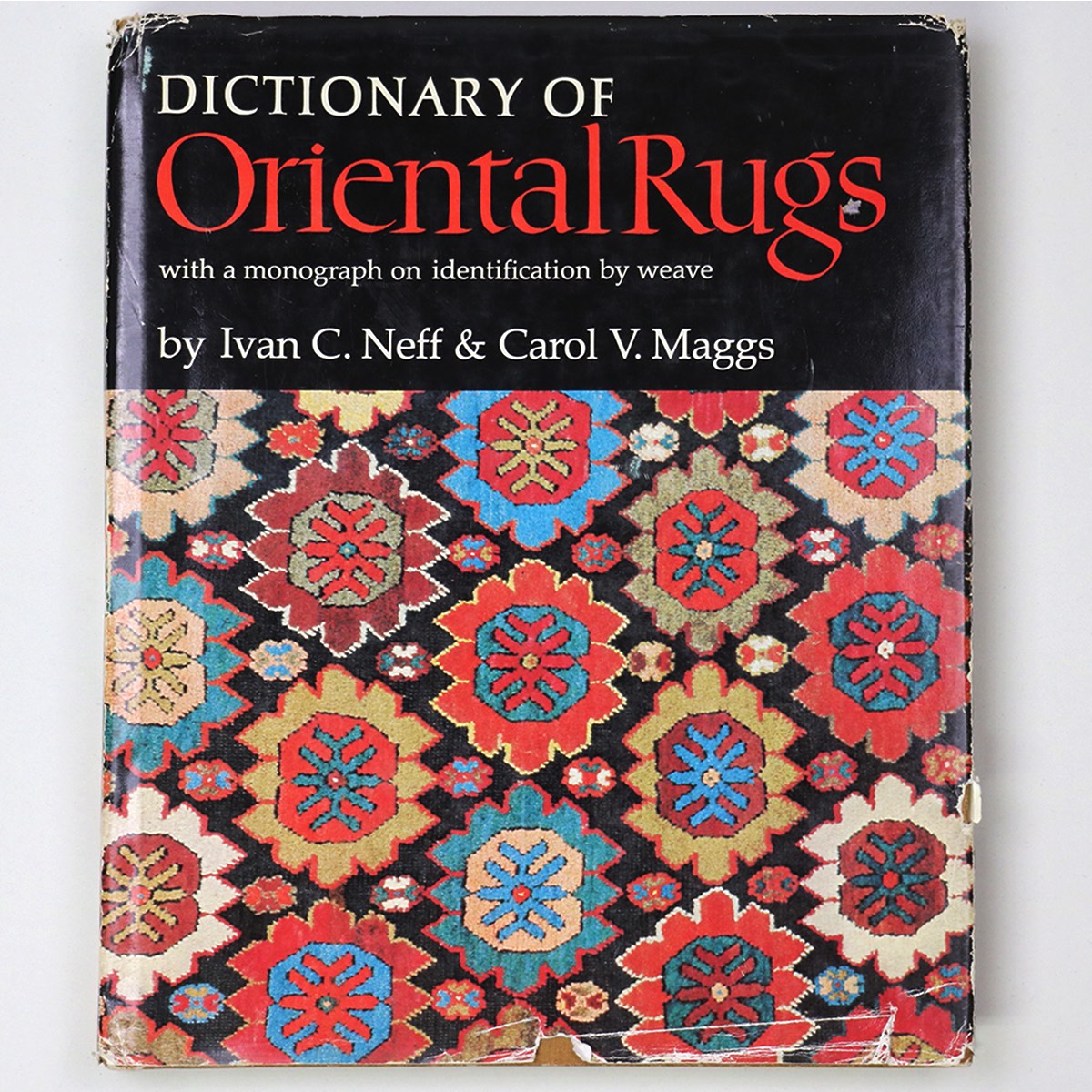 【中古】Dictionary of Oriental Rugs: with a monograph on identification by weave